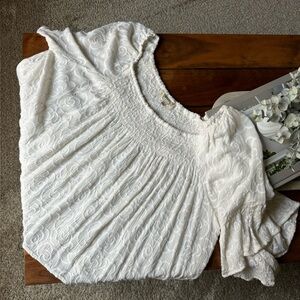 Gimmicks Off the Shoulder Blouse